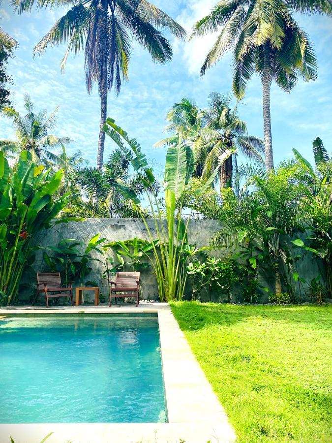 Sunday Villa With Private Pool, Near Centre And Beach Kuta  外观 照片